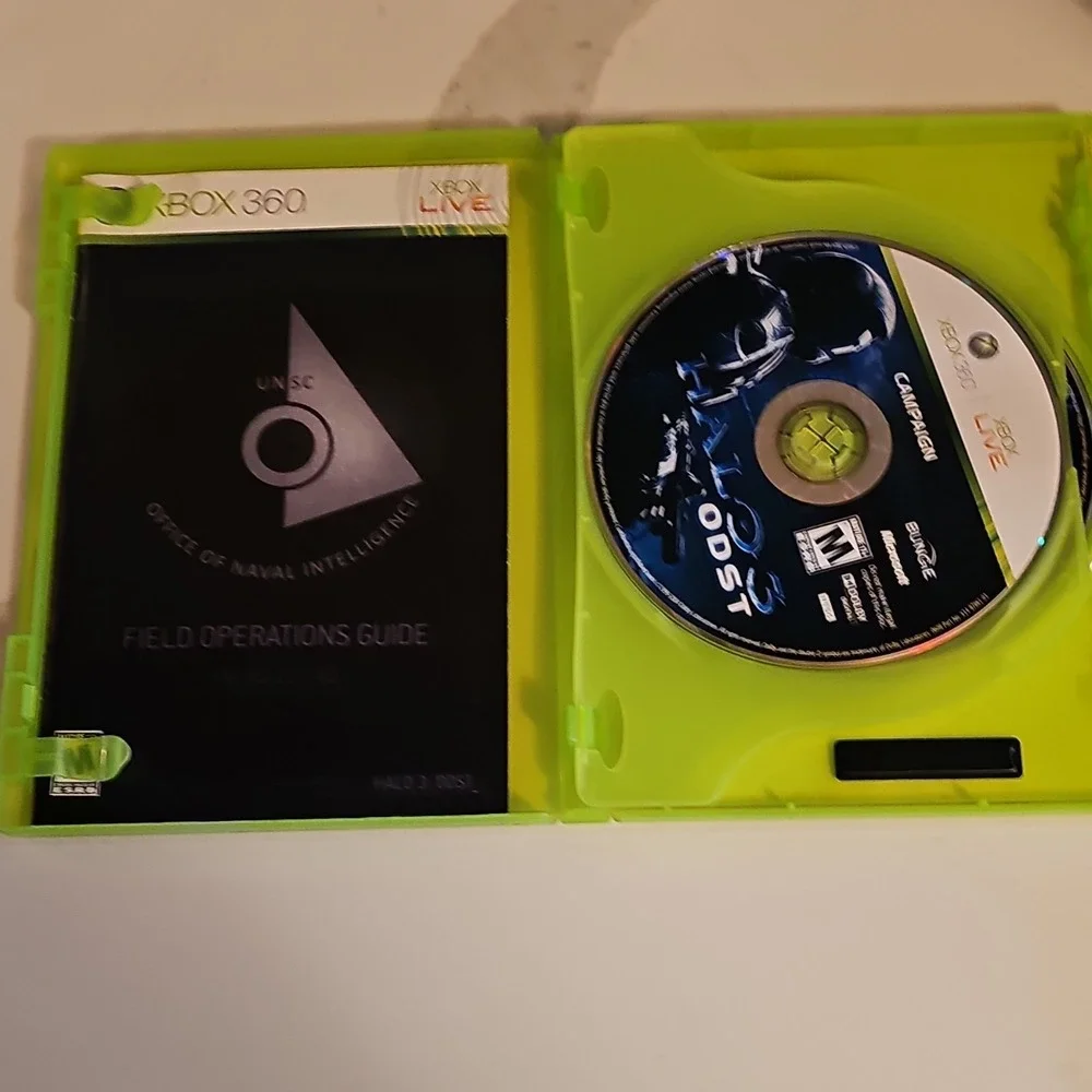 Halo 3: ODST & Halo 3 - Microsoft Xbox 360, Multiplayer, Manual Included